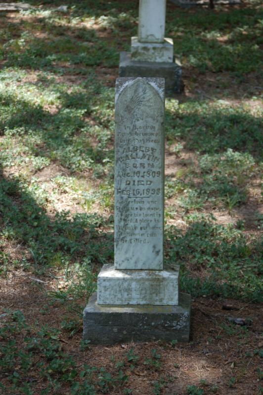Albert Gallatin grave marker